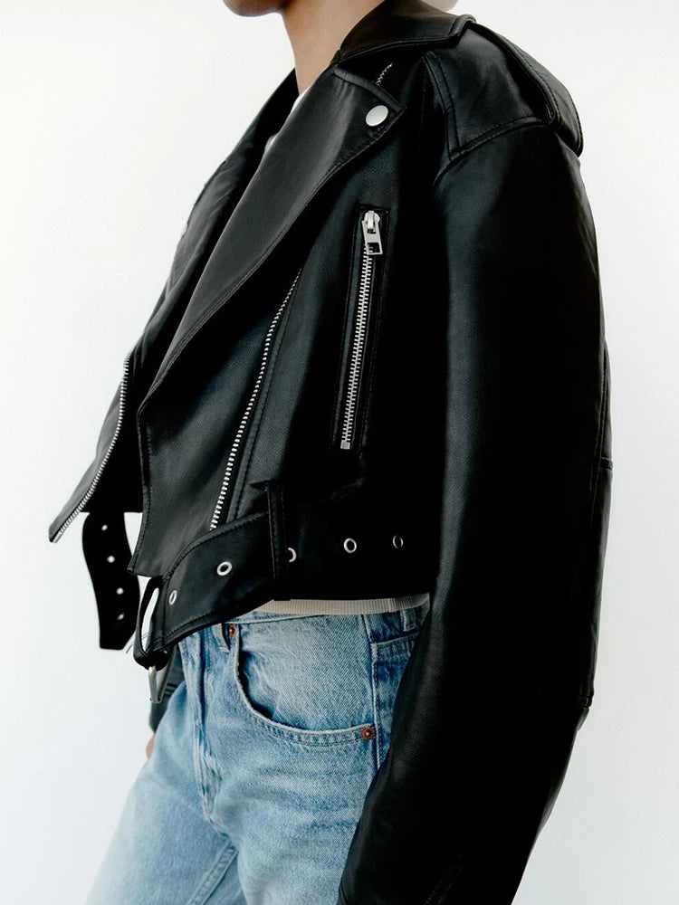 jaqueta couro sintetico feminina preta, blazer de couro sintético feminino, blazer couro sintetico feminino, jaqueta feminina couro sintético, jaqueta couro sintetico feminina, jaqueta couro sintetico feminino,