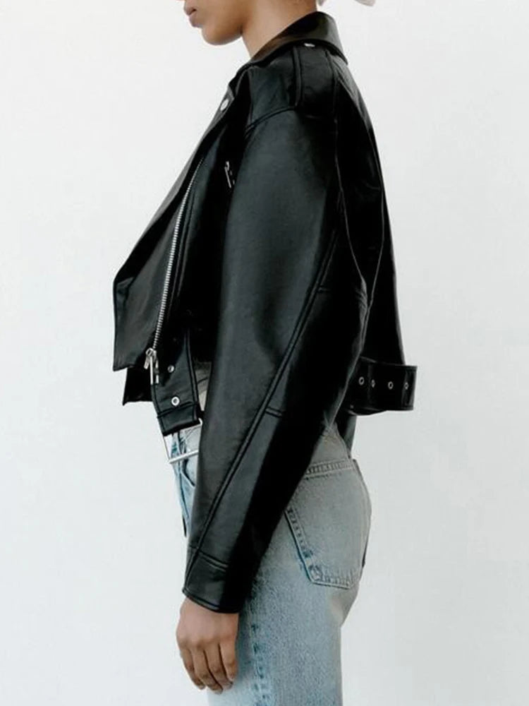jaqueta couro sintetico feminina preta, blazer de couro sintético feminino, blazer couro sintetico feminino, jaqueta feminina couro sintético, jaqueta couro sintetico feminina, jaqueta couro sintetico feminino,